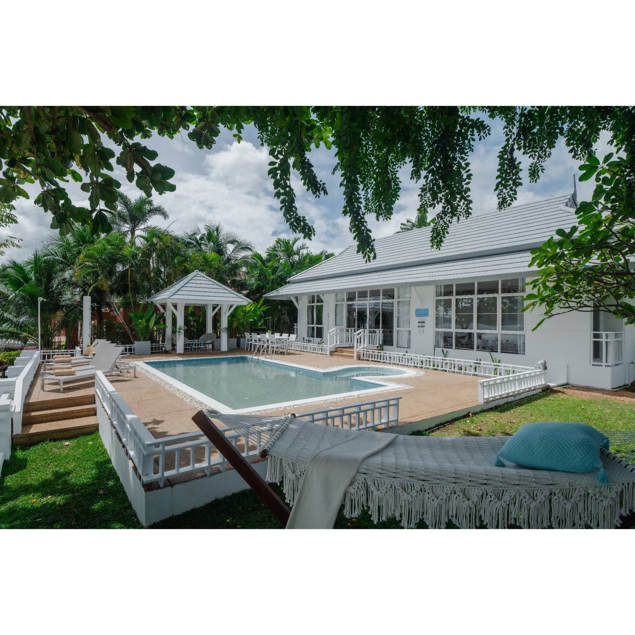 Seaside Bliss Villa Rawai logo