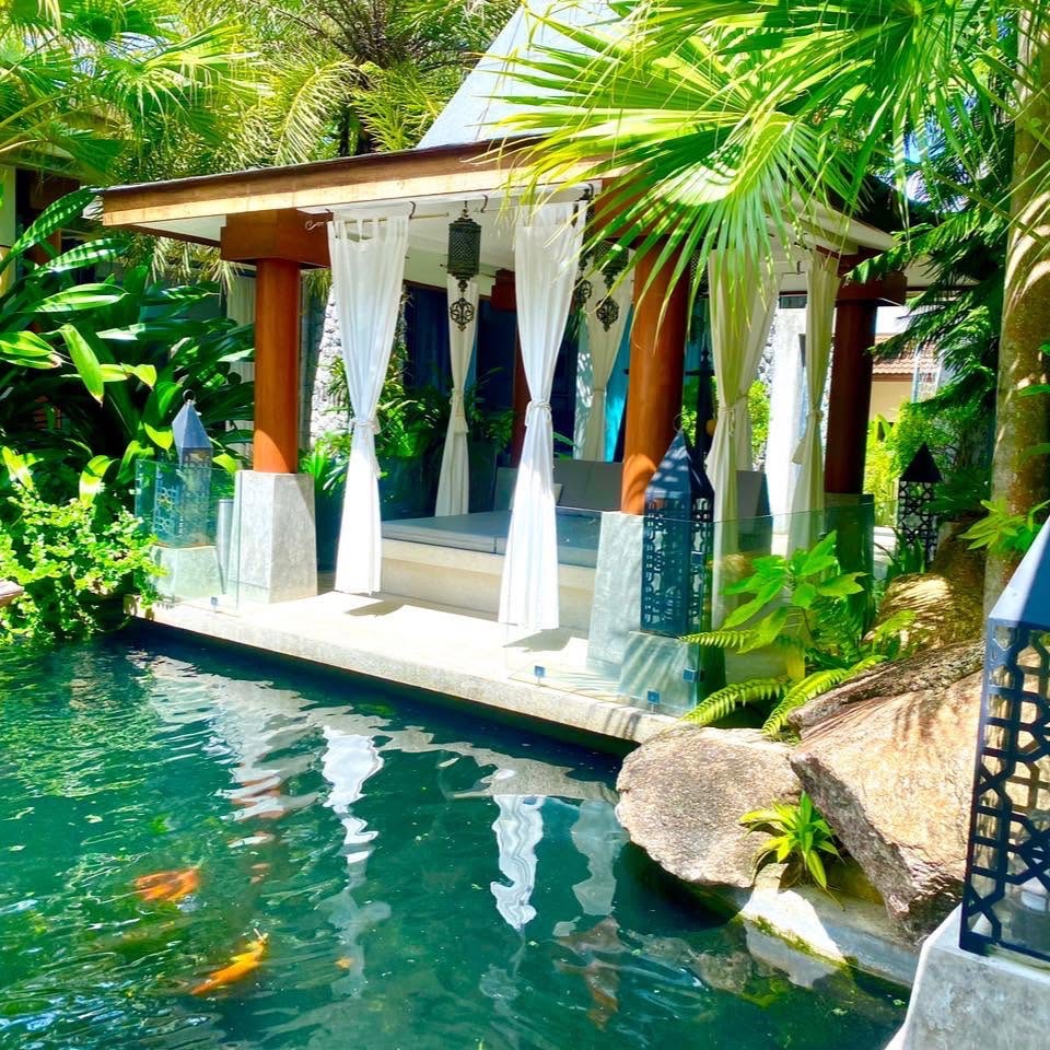 Villa On The Rock, Bang Tao logo