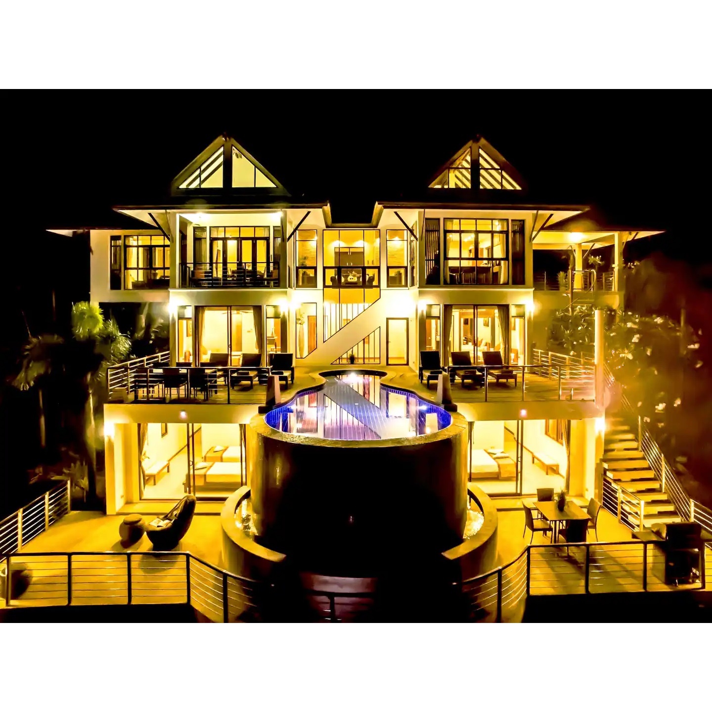 Villa Maphraaw logo